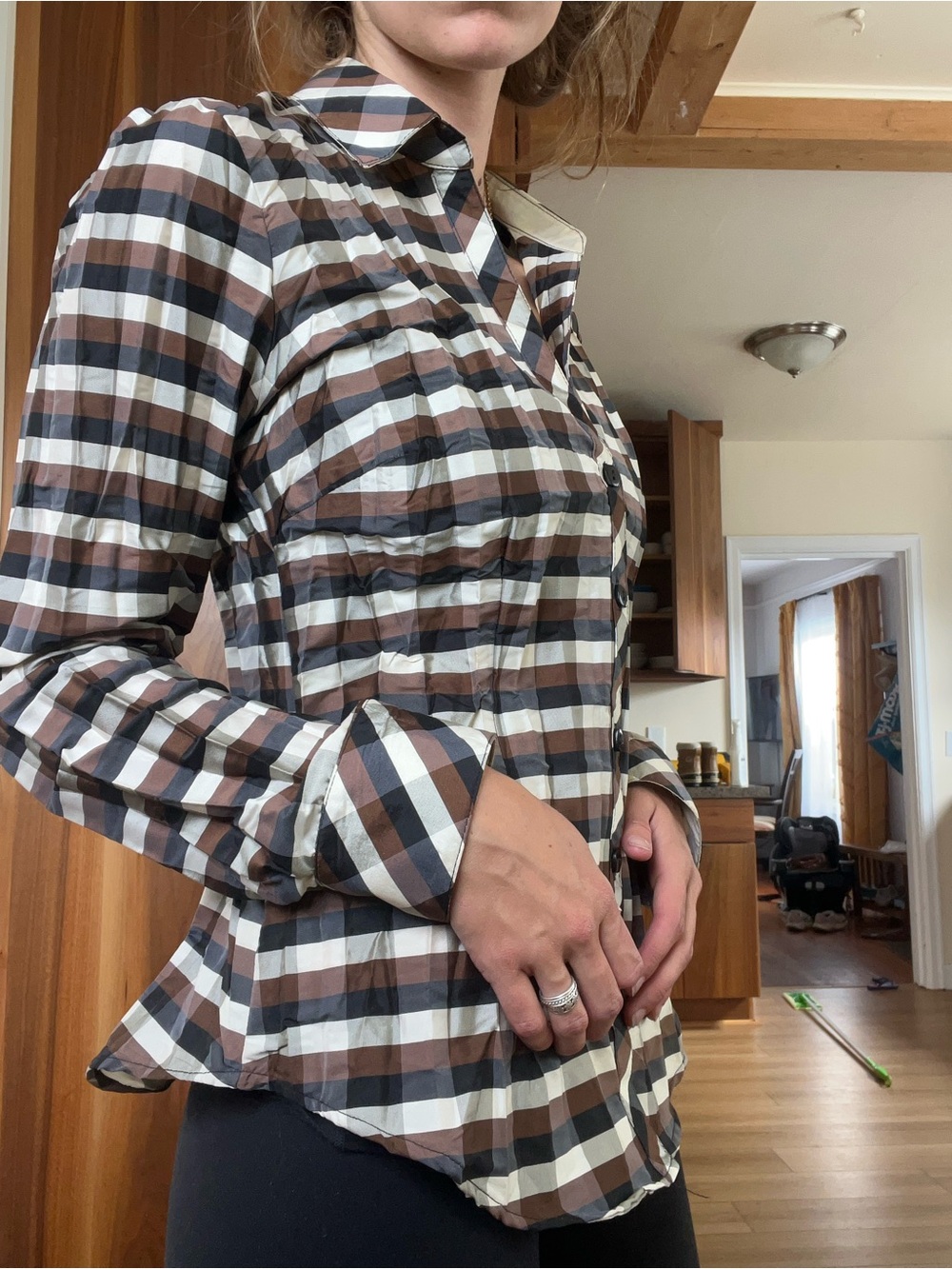 Women’s Brown & Cream Plaid Button-Down Shirt